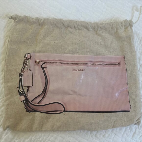 Coach Wristlet with dust bag - Picture 6 of 6